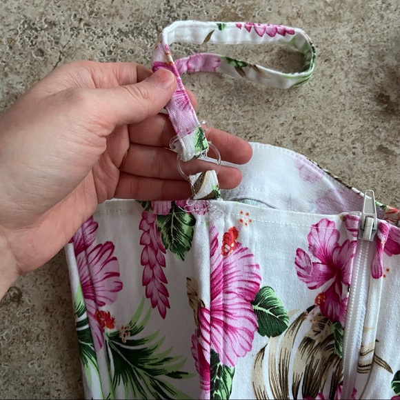 Hibiscus Floral Corset - Picture 4 of 5
